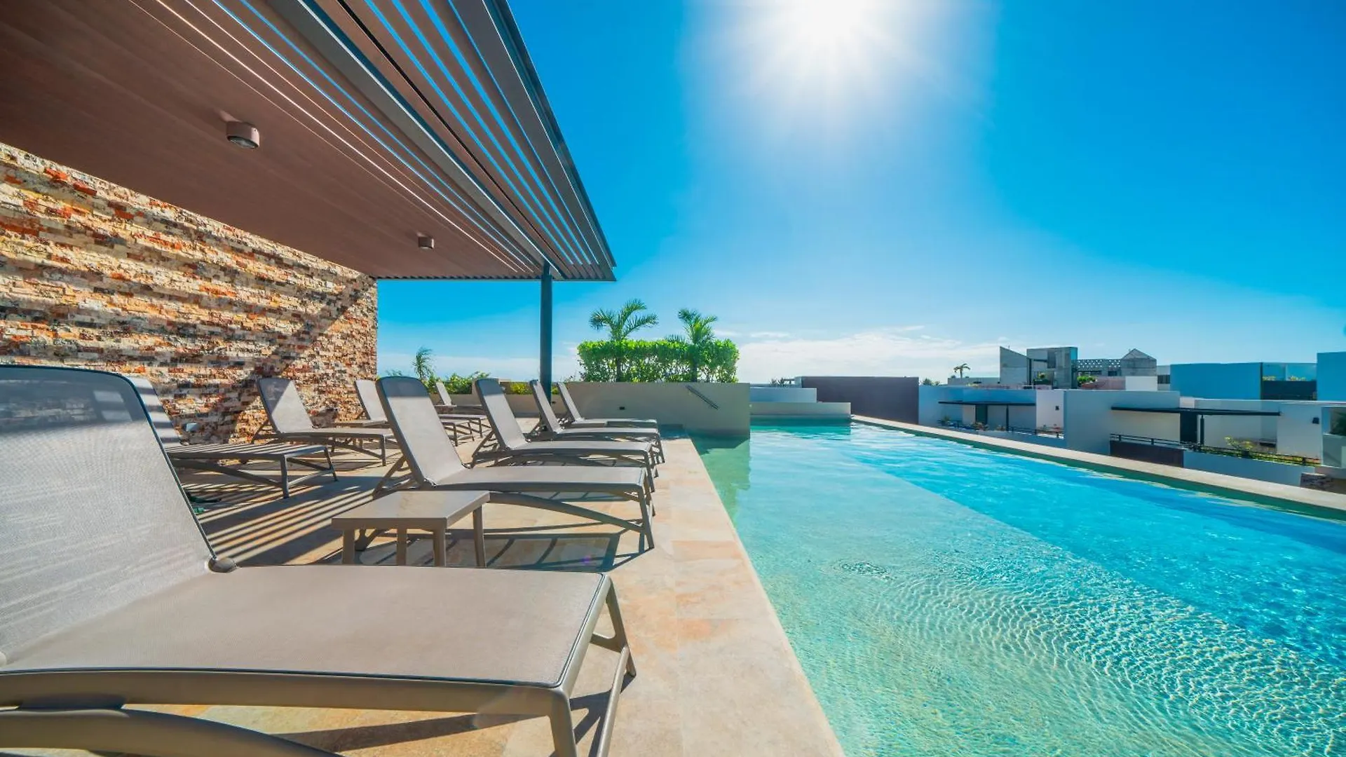 Luxury Studio With Pool And Gym - Modern And Central - At Syrena Condos 201 Playa del Carmen Apartamento