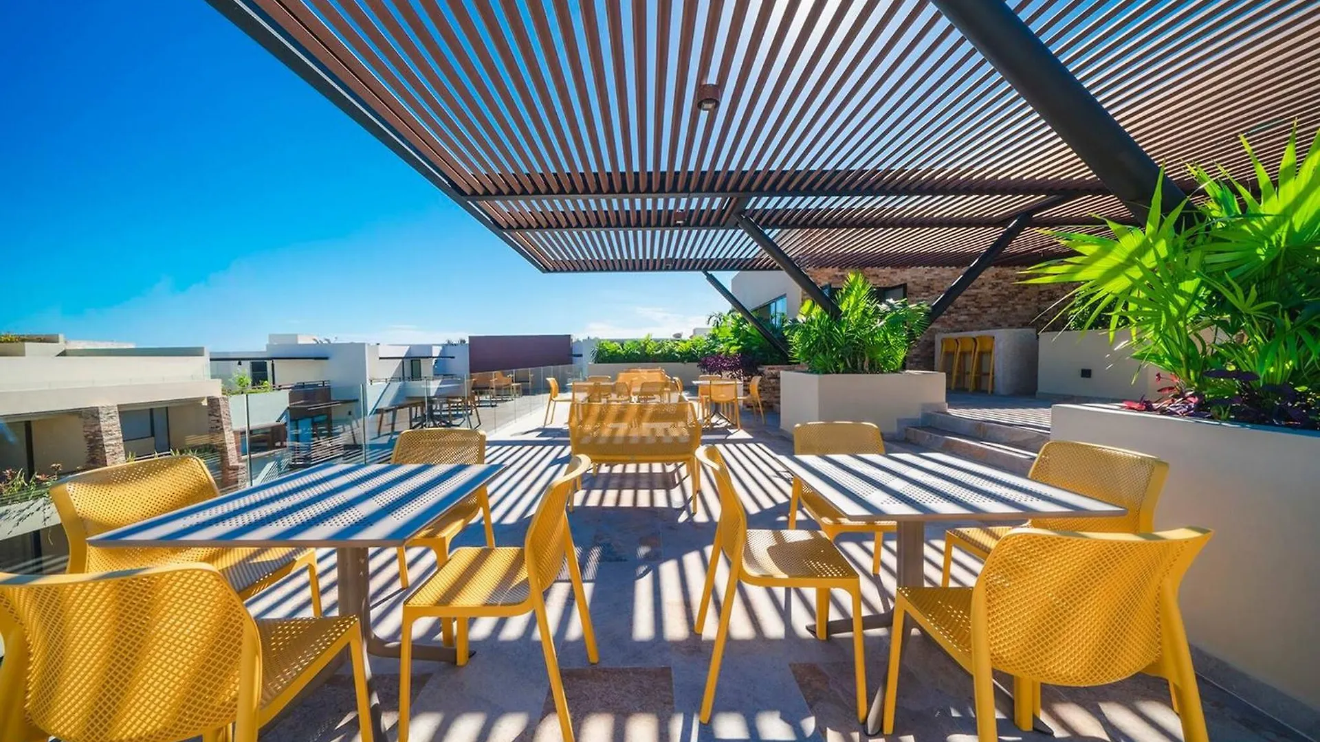 Luxury Studio With Pool And Gym - Modern And Central - At Syrena Condos 201 Playa del Carmen Apartamento